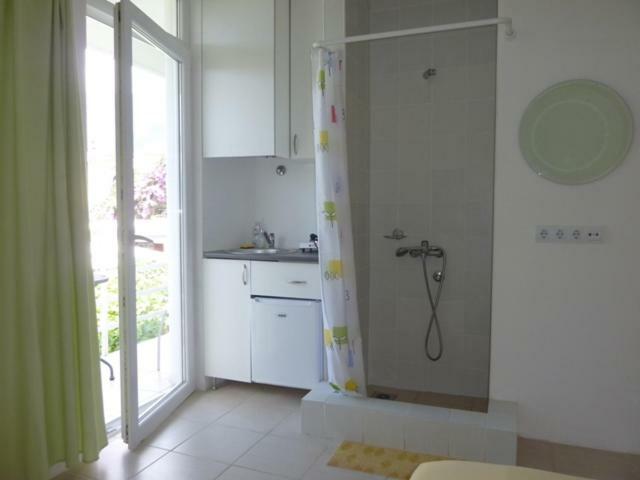 Mini Apartments Natasha Sutomore Esterno foto